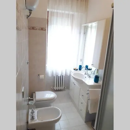 Apartment Comodo A Due Passi Dalla Stazione