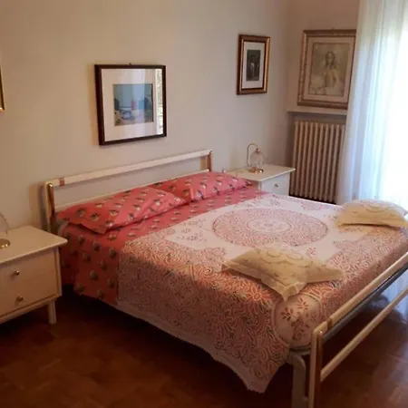 Apartment Comodo A Due Passi Dalla Stazione