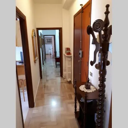 Comodo A Due Passi Dalla Stazione * Macerata